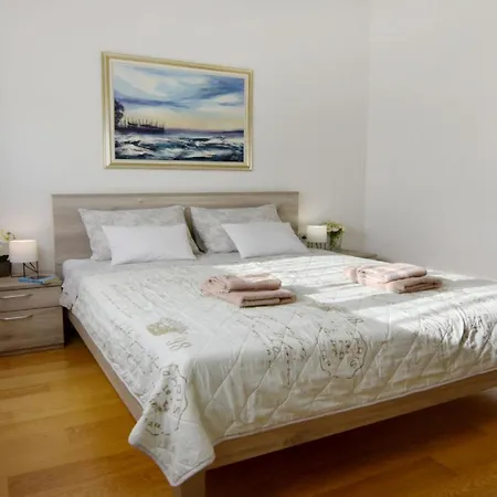 Peaceful With Private Terrace *