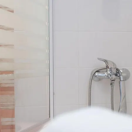 Apartamento Peaceful With Private Terrace